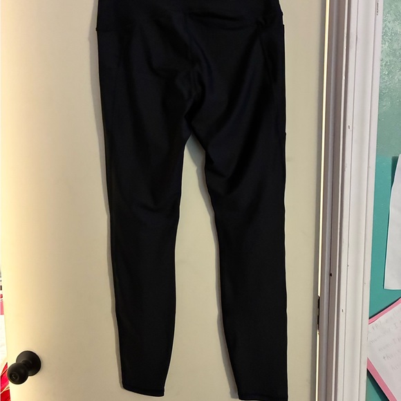 Under Armour Women's Tech Hi Rise Leggings Drop in Pocket 🆕 - Picture 8 of 12